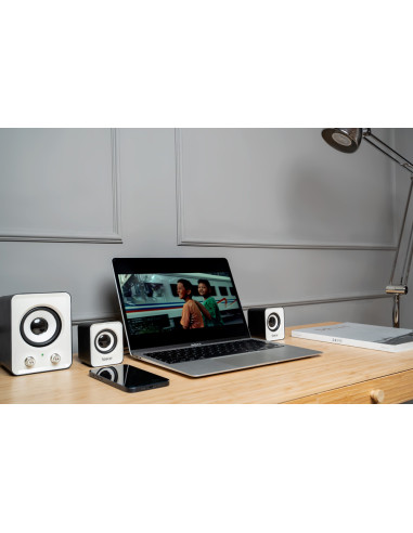 Boxe Spacer SPB-807 2.1, 11W RMS, cu fir, alimentare USB Boxe Spacer SPB-807 2.1, 11W RMS, cu fir, alimentare USB