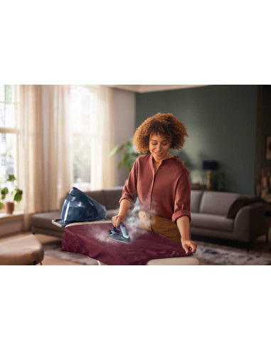 Statie de calcat cu abur, cu boiler, Philips PerfectCare seria 7000, talpă SteamGlide Advanced, presiune max. 7.5 bari, abur 120