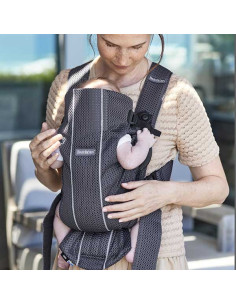 BabyBjorn - Marsupiu anatomic Mini, cu pozitii multiple de 2