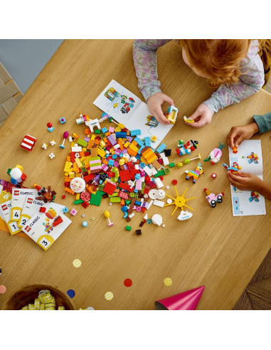 Lego Classic Cutie De Petrecere Creativa 11029,11029