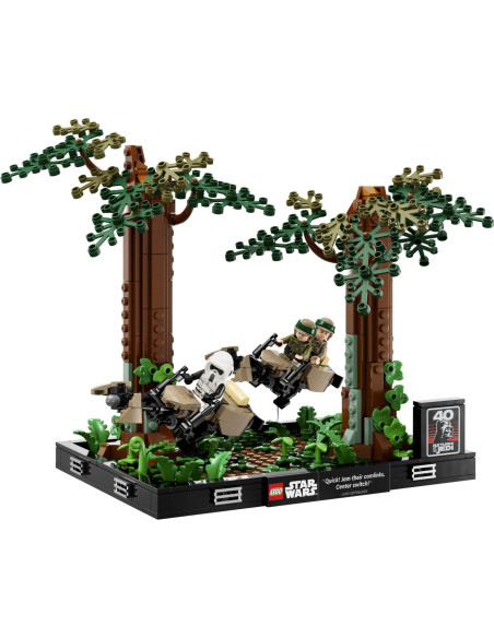Lego Star Wars Diorama De Urmarire Cu Speederul Pe Endor Lego Star Wars Diorama De Urmarire Cu Speederul Pe Endor