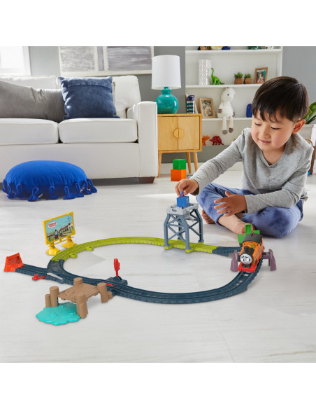 Thomas Set De Joaca Cu Locomotiva Nia Motorizata Si