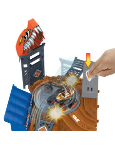 Hot Wheels Monster Truck Arena Smashers Provocarea 2