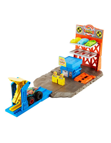 Hot Wheels Monster Trucks Set Blast Station,MTHFB12