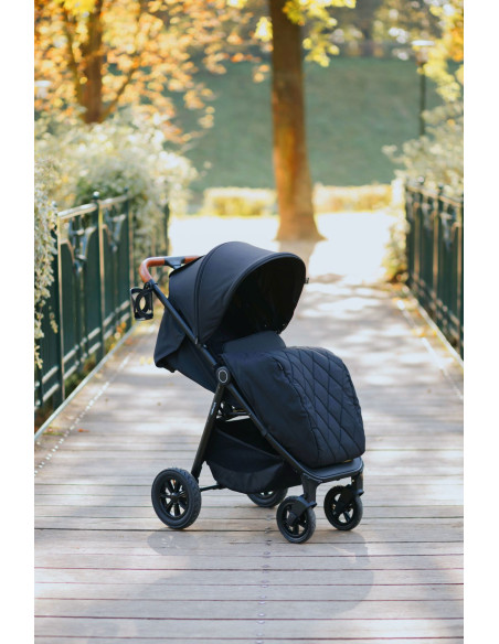 4BABY-957114,Carucior sport cu roti gonflabile (max. 22 Kg) 4Baby STINGER AIR Negru