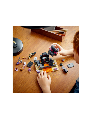 21242,LEGO Minecraft, Arena din End, 21242, 252 piese