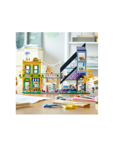 41732,LEGO Friends, Florarie si magazin de design in centrul orasului, 41732, 2010 piese