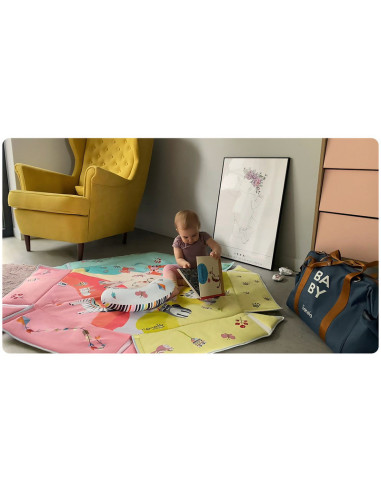 BN-LOE-JENNY_MULTICOLOR,Lionelo - Salteluta interactiva Jenny cu jucarii, 130x130 cm, Conform cu standardul european de securita