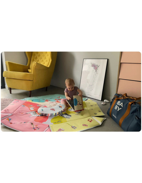 BN-LOE-JENNY_MULTICOLOR,Lionelo - Salteluta interactiva Jenny cu jucarii, 130x130 cm, Conform cu standardul european de securita