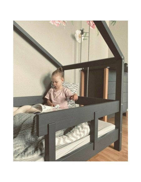 BN-YAPPYHYTTE_ANTHRACITE,Patut tip casuta YappyHytte Bed din lemn certificat FSC, Transformabil in casuta de joaca, Cu bariera d