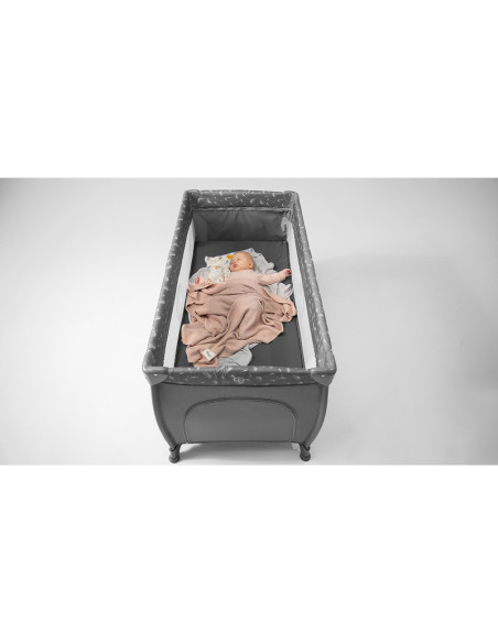 BN-LO-STEFI_PLUS_GREY_WHITE,Lionelo - Patut pliant cu doua nivele, Stefi Plus, Cu intrare laterala cu fermoar, 2 roti, 120x60 cm