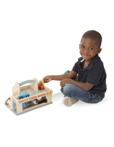MD9271,Benzinarie cu garaj Melissa and Doug MD9271,Benzinarie cu garaj Melissa and Doug