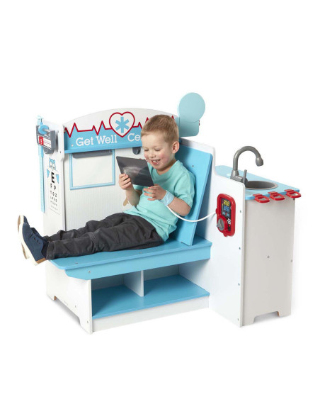 MD31800,Centru de joaca din lemn La Doctor - Melissa & Doug