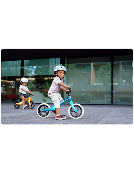 BN-LOE-BART_SKY_BLUE,Lionelo - Bicicleta usoara Bart, Fara pedale, Cu cadru din magneziu, Cu ghidon si sa reglabile, Greutate 3 