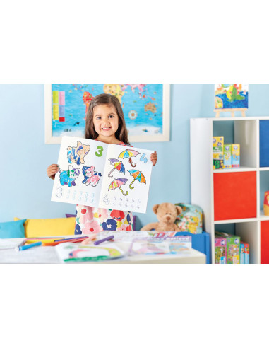 Carte de colorat cu activitati in limba engleza si abtibilduri