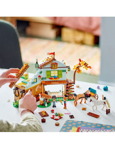 41745,Lego Friends Grajdul Pentru Cai Al Lui Autumn 41745