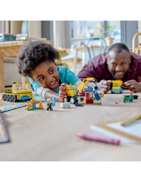 60391,Lego City Camioane De Constructie Si Macara Cu Bila Pentru Demolari 60391