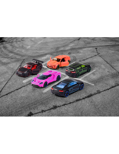 212053179,Majorette Set 5 Masinute Metalice De Curse Scara 1:64