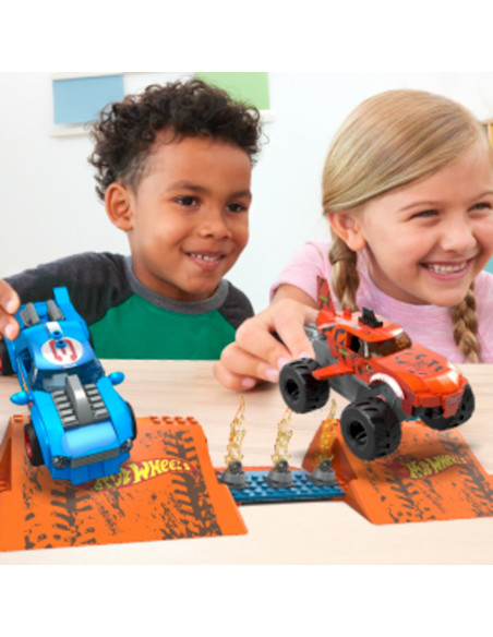 MTHKF88,Hot Wheels Monster Truck Mega Set Constructie Cursa Tiger Shark Chomp