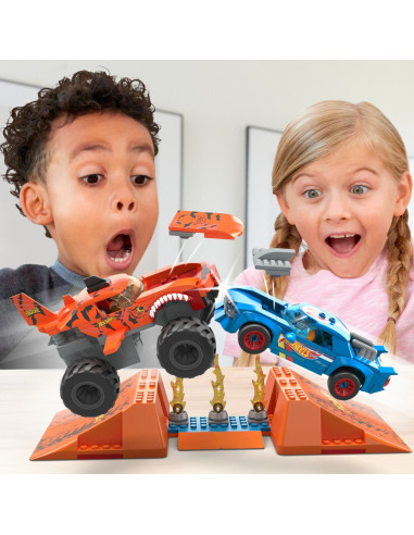 MTHKF88,Hot Wheels Monster Truck Mega Set Constructie Cursa Tiger Shark Chomp