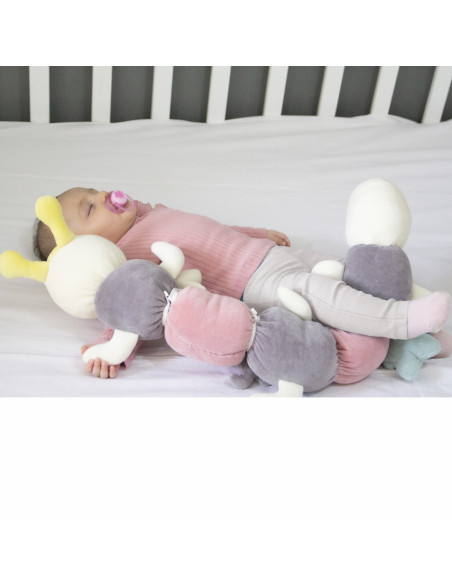 UP-bj_6752,Protectie laterala multifunctionala cu jucarii din plus BabyJem Caterpilar (Culoare: Roz)