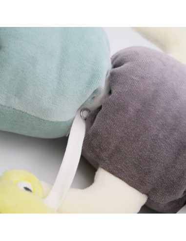 UP-bj_6752,Protectie laterala multifunctionala cu jucarii din plus BabyJem Caterpilar (Culoare: Roz)