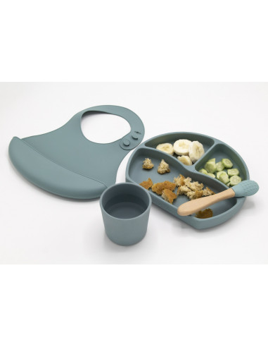 UP-bj_7282,Set diversificare 4 piese din silicon BabyJem: bavetica, farfurie, lingurita si pahar (Culoare: Roz)