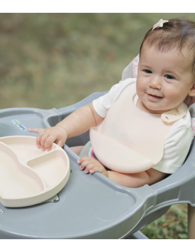 UP-bj_7282,Set diversificare 4 piese din silicon BabyJem: bavetica, farfurie, lingurita si pahar (Culoare: Roz)