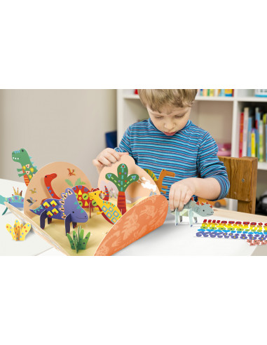CH221841,Joc creativ Stick N Play cu scene 3D si stickere repozitionabile - Lumea Dinozaurilor