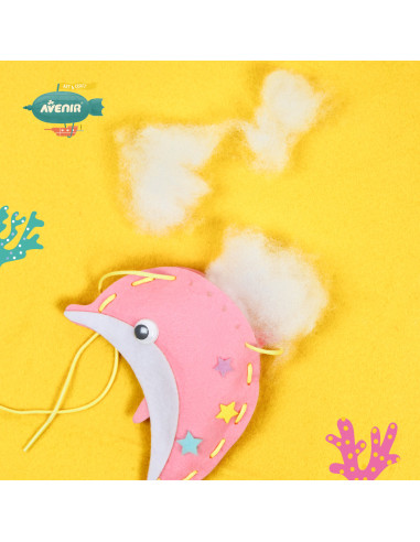 CH211799,Set creativ de cusut cu tehnica siretului - Primul meu Pandantiv Prieteni Marini, nivel 1