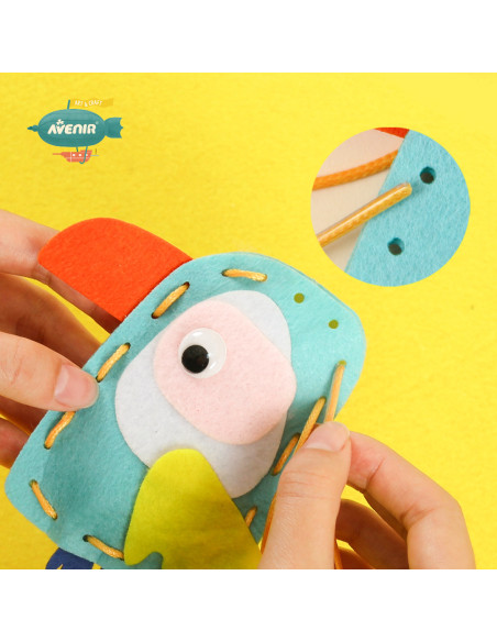 CH211799,Set creativ de cusut cu tehnica siretului - Primul meu Pandantiv Prieteni Marini, nivel 1