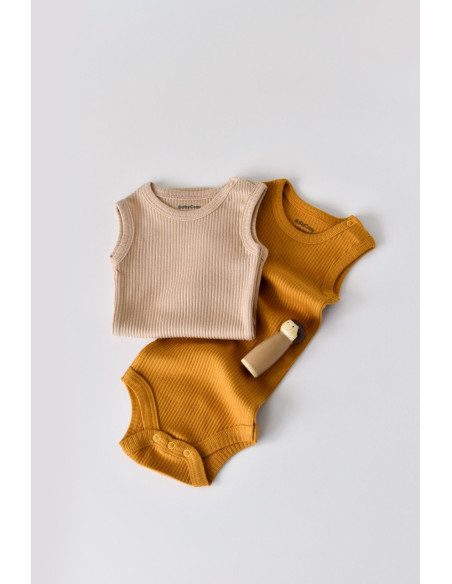 UP-BC-CSYM11104-0,Set de 2 body-uri fara maneci din bumbac organic si modal - Mustar/Somon
