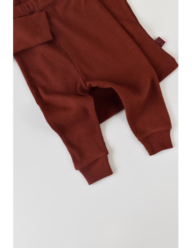 UP-BC-CSYM21501-3,Set 3 piese: bluzita cu maneca lunga, panataloni lungi si caciulita din bumbac organic si modal - Caramiziu