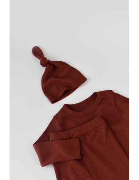 UP-BC-CSYM23501-3,Set 3 piese: body cu maneca lunga, panataloni lungi cu botosei si caciulita din bumbac organic si modal - Cara