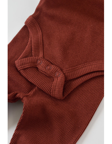 UP-BC-CSYM23501-3,Set 3 piese: body cu maneca lunga, panataloni lungi cu botosei si caciulita din bumbac organic si modal - Cara