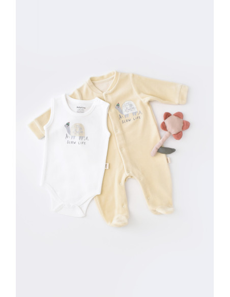 UP-BC-CSYK6019-3,Set Broscuta cu salopeta si body din 80%bumbac organic si 20% poliester - Crem, Baby Cosy