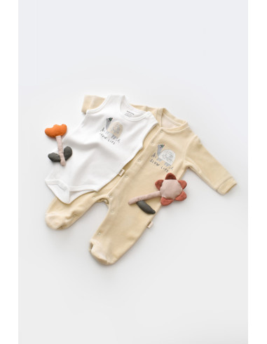 UP-BC-CSYK6019-3,Set Broscuta cu salopeta si body din 80%bumbac organic si 20% poliester - Crem, Baby Cosy