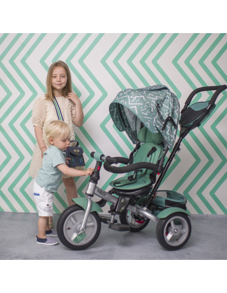 10050342101,Tricicleta Neo Air Wheels, Black & Yellow