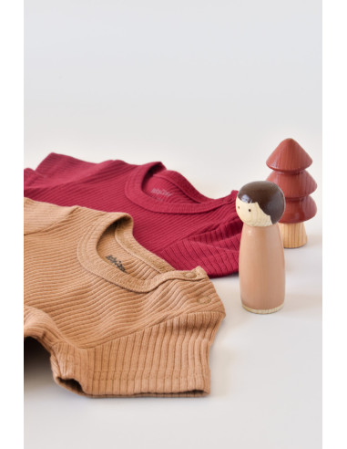 UP-BC-CSYM11406-3,Set de 2 salopetele cu maneca scurta din bumbac organic si modal - Rosu/ Maro