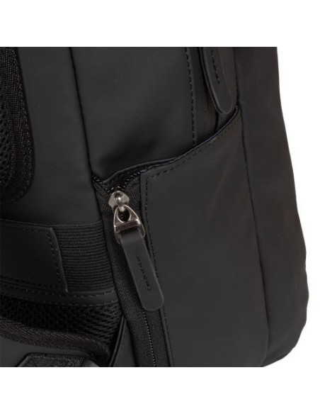 51.129300,Rucsac new rebels harper-miami laptop, dimensiuni 28/8/38 cm, culoare negru