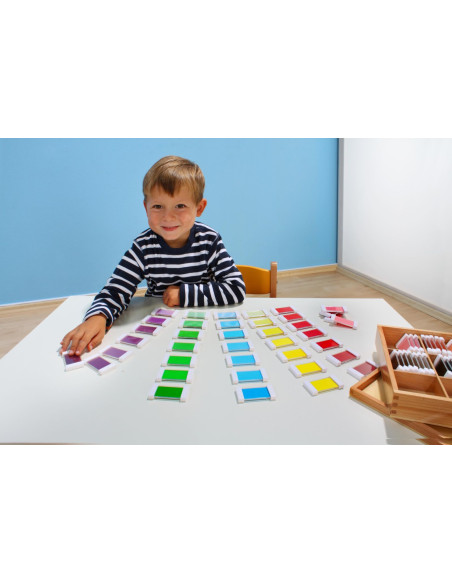 Vin85788,Set de 63 placute colorate intr-o cutie din lemn