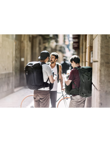 3203730,RUCSAC THULE, pt. notebook de max. 15 inch MacBook, 1 compartiment, buzunar frontal | buzunar dorsal, waterproof, nylon,
