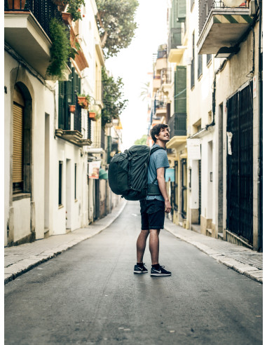 3203730,RUCSAC THULE, pt. notebook de max. 15 inch MacBook, 1 compartiment, buzunar frontal | buzunar dorsal, waterproof, nylon,