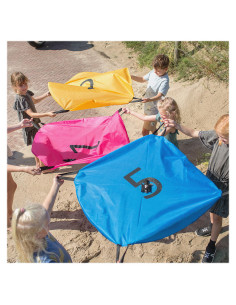 BSGA444,Prinde veveritele, set cu 5 parasute 2