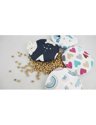 BN-QM_BOC0205,Qmini - Pernuta anticolici umpluta cu samburi de cirese, Cu husa din bumbac, Diametru 14 cm, Rainbow