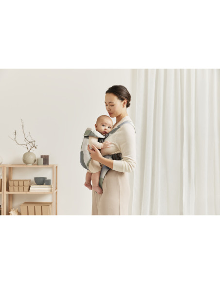 BS-021039E1,BabyBjorn - Marsupiu anatomic cu multiple pozitii de purtare Mini Khaki/Green Bumbac