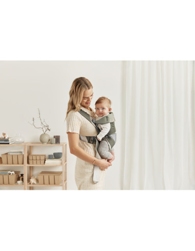 BS-021039E1,BabyBjorn - Marsupiu anatomic cu multiple pozitii de purtare Mini Khaki/Green Bumbac