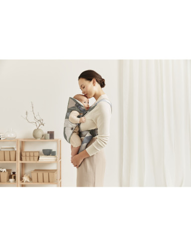 BS-021039E1,BabyBjorn - Marsupiu anatomic cu multiple pozitii de purtare Mini Khaki/Green Bumbac