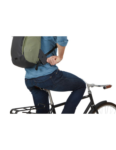 3204730,Rucsac THULE Paramount, 18 l, pt. notebook de max. 15.6 inch, 1 compartiment, buzunar frontal x 2 | buzunar lateral x 2,