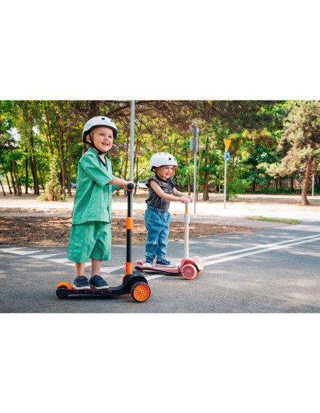 BN-LOE-TIMMY_GREEN_LIME,Lionelo - Trotineta Timy, Copii, Pliabila, Pana la 50 Kg, Cu design ergonomic, Cu lumini LED, 26,5 x 60 